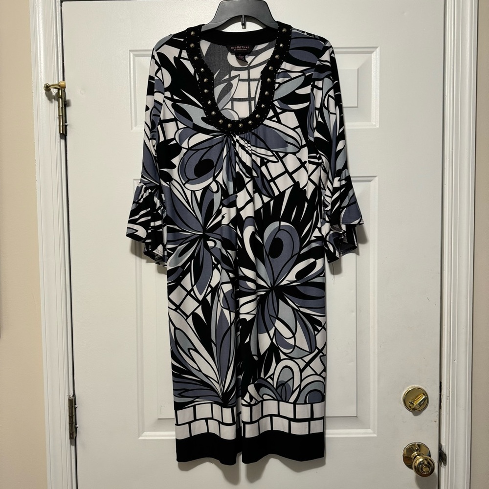 Signature by Robbie Bee Black and White Dress
